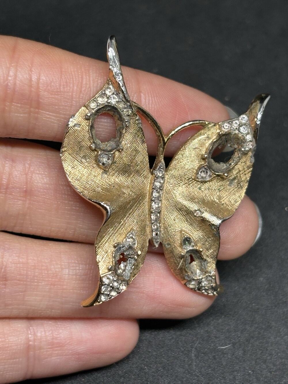 Vintage Trifari Gold Tone Butterfly Brooch AS-IS Missing Stones Repair/Parts